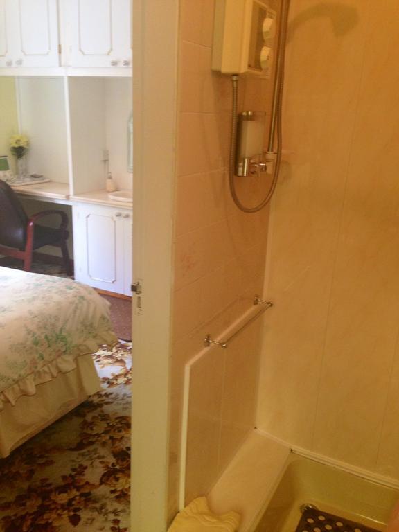 Palm Grove B&B 캐셜 객실 사진